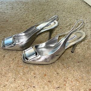 Alfani silver heels with stretchable strap backing over ankle 8W, medium width